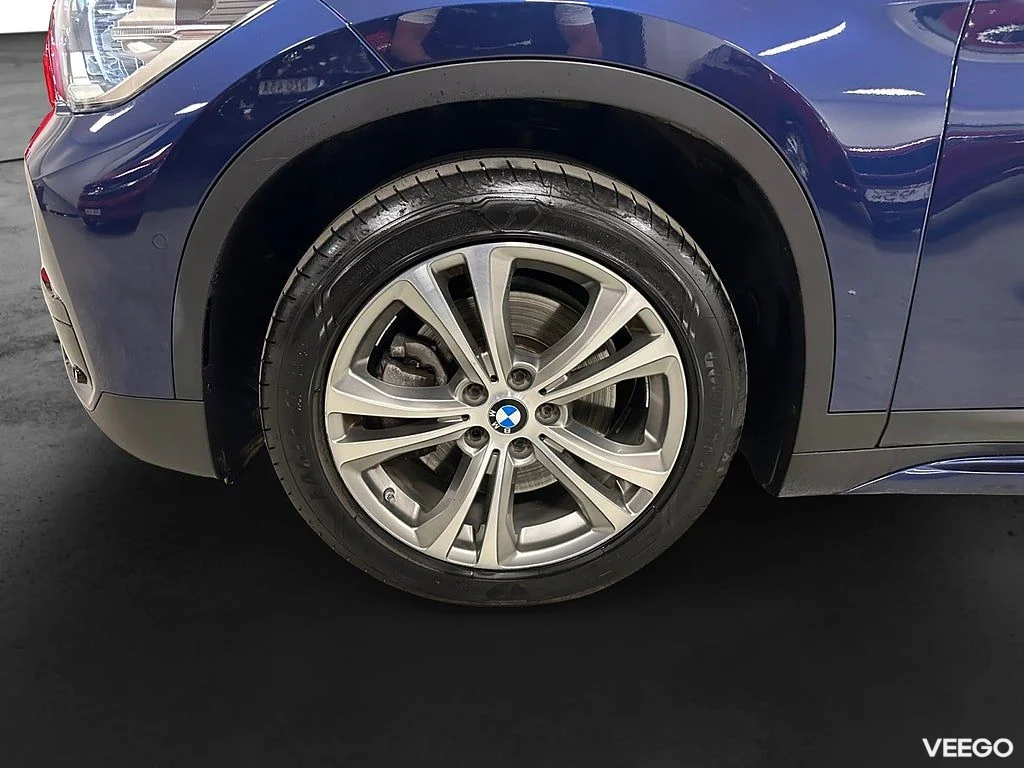 BMW X1 xDrive20i Automat Sport Line / Dragkrok / 1 Ägare 141kW