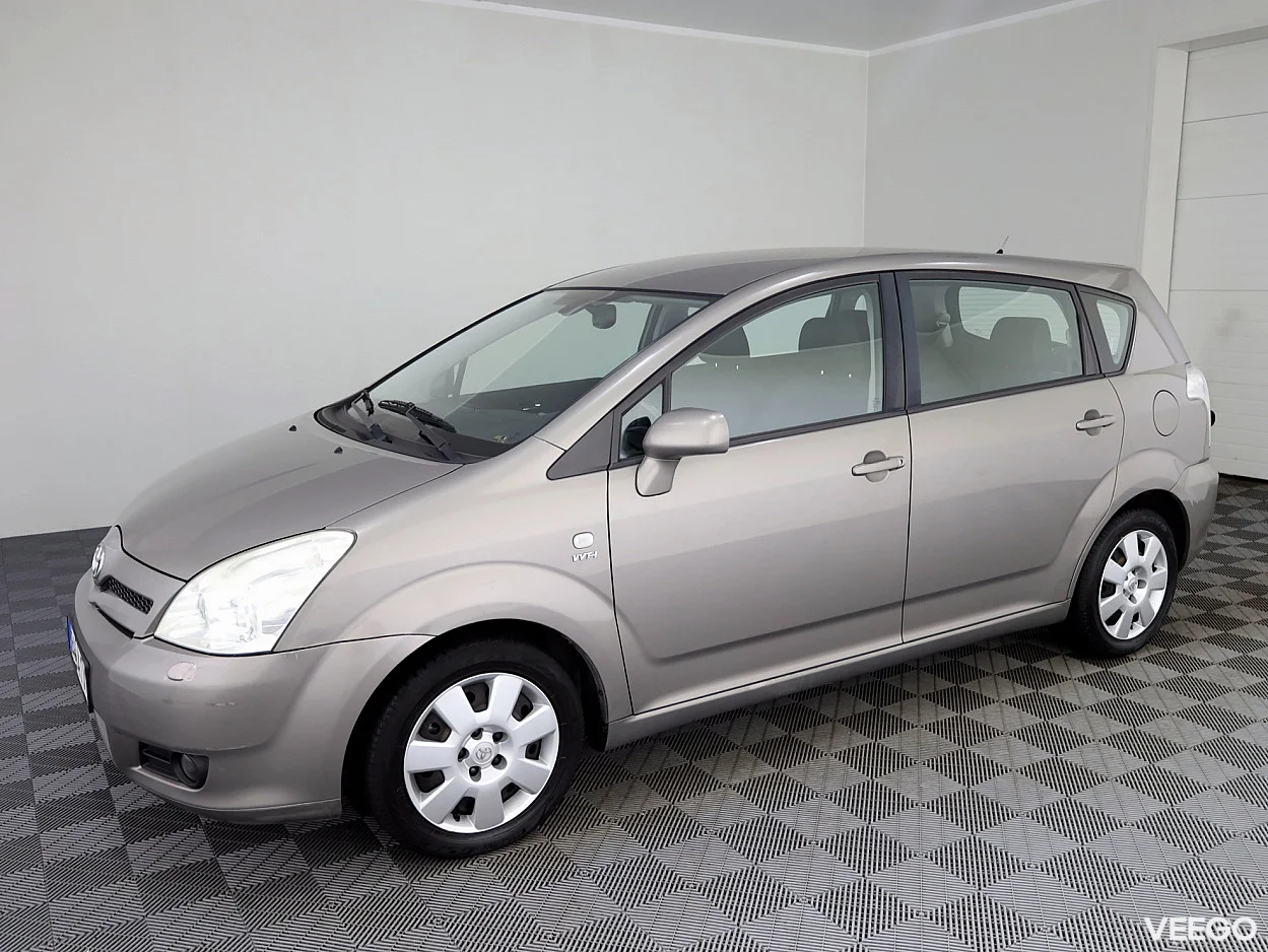 Toyota Corolla Verso 1.6 81kW