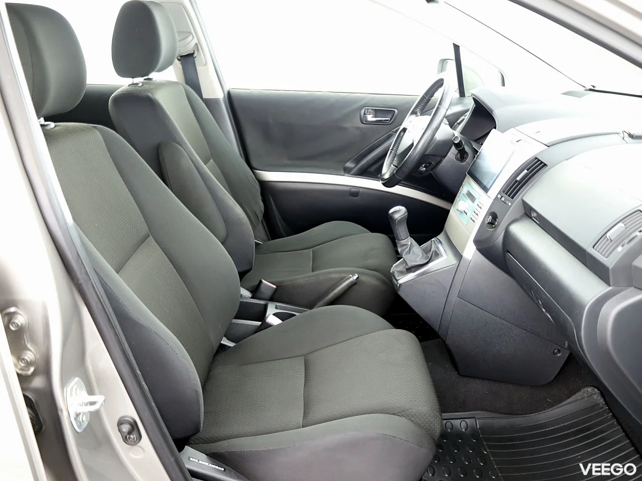 Toyota Corolla Verso 1.6 81kW