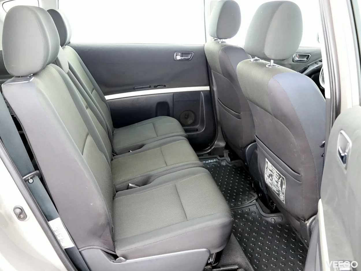 Toyota Corolla Verso 1.6 81kW