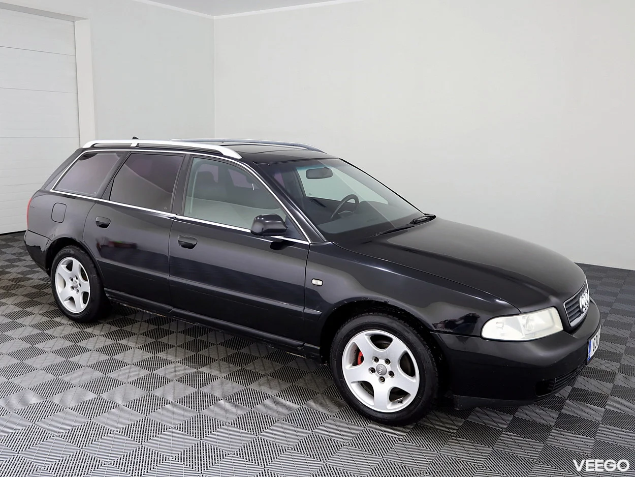Audi A4 1.6 74kW