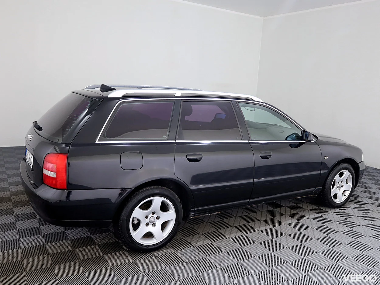 Audi A4 1.6 74kW