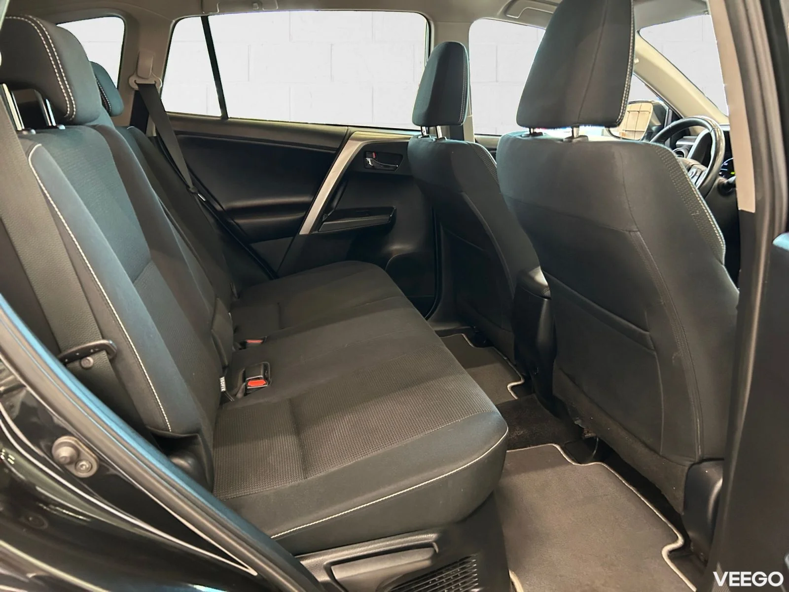Toyota RAV4 Luxury 2.5 114kW
