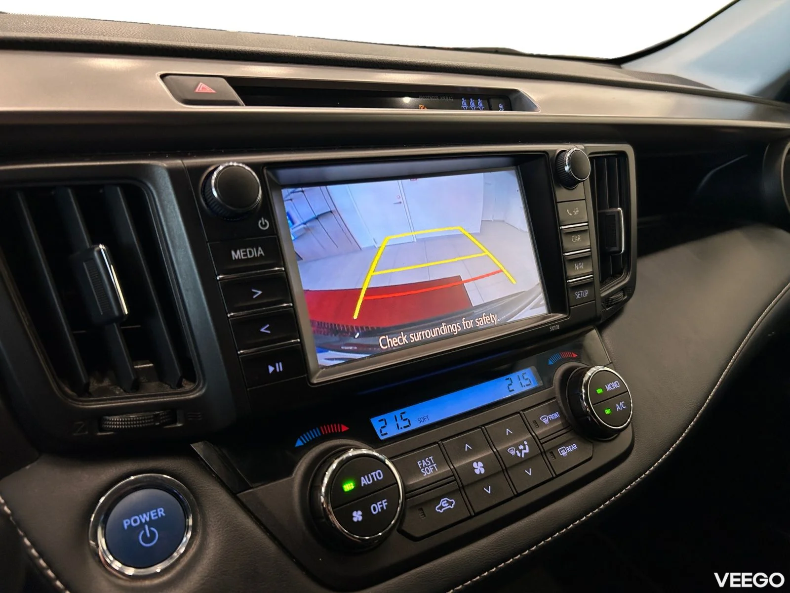 Toyota RAV4 Luxury 2.5 114kW