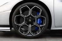 Lamborghini Huracan Tecnica 5.2 470kW thumbnail