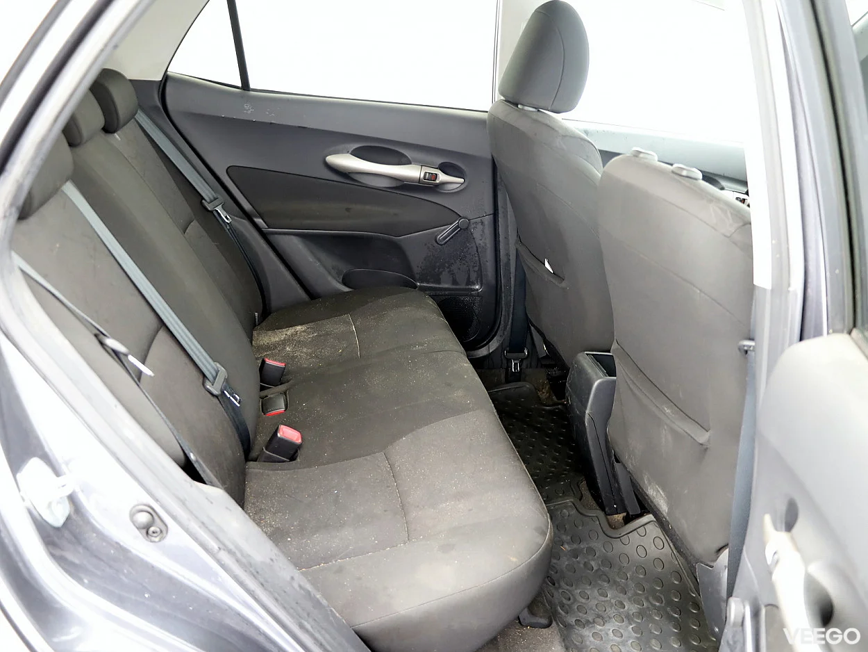 Toyota Auris 1.4 71kW