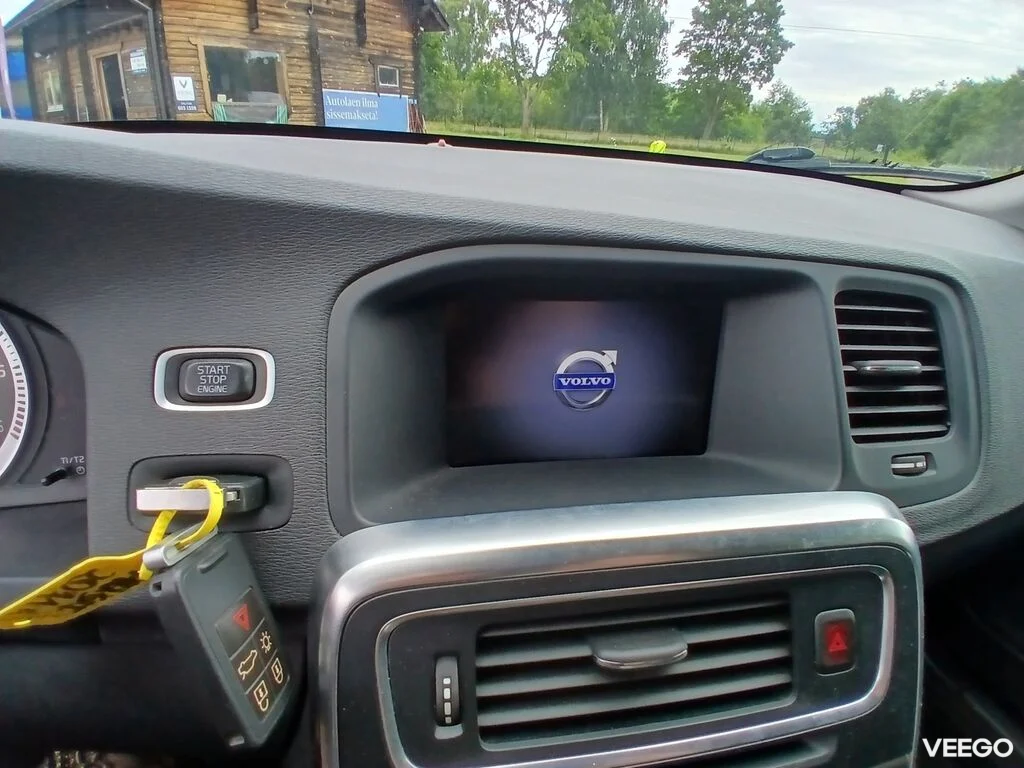 Volvo V60 2.0 120kW