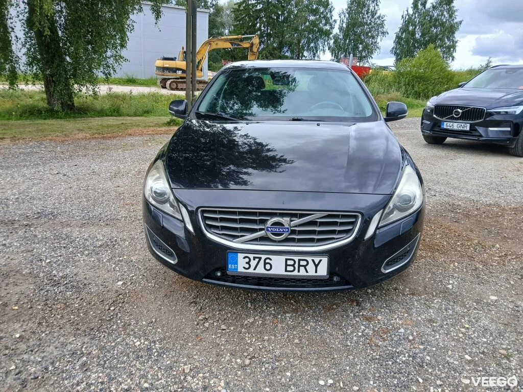 Volvo V60 2.0 120kW