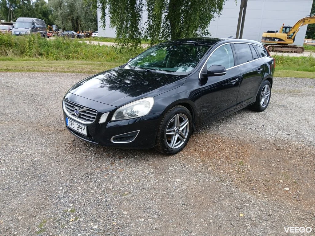 Volvo V60 2.0 120kW