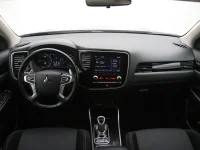 Mitsubishi Outlander 2.4 165kW thumbnail