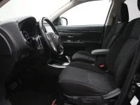 Mitsubishi Outlander 2.4 165kW thumbnail