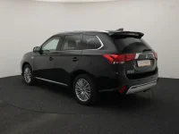 Mitsubishi Outlander 2.4 165kW thumbnail