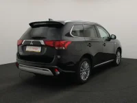 Mitsubishi Outlander 2.4 165kW thumbnail
