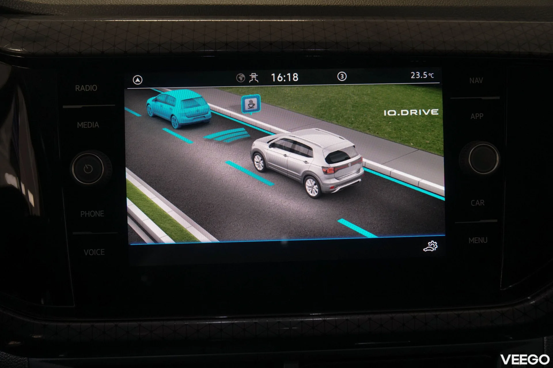 Volkswagen T-Cross Life Virtual CP 1 81kW