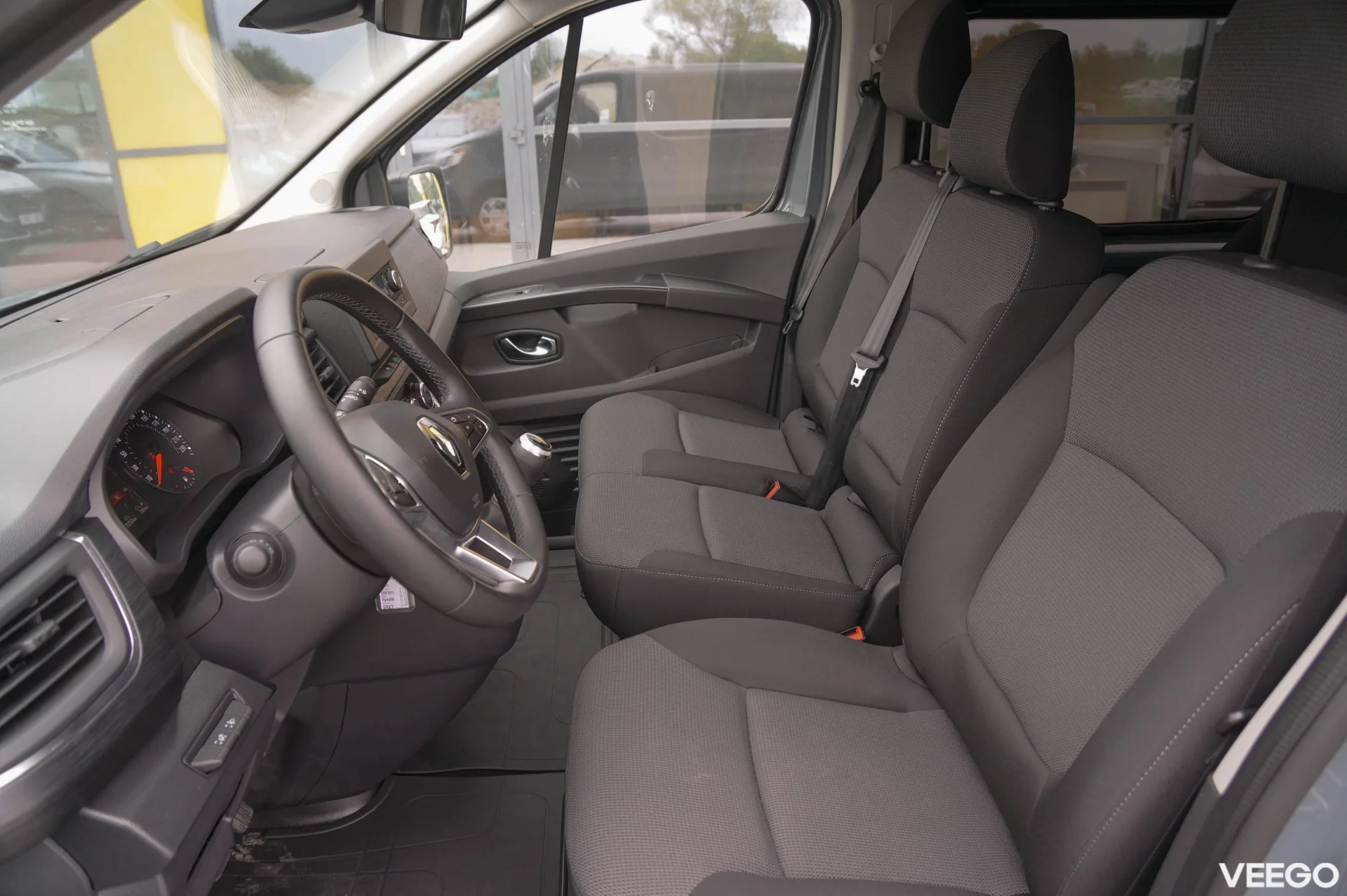 Renault Trafic Passenger Grandpack Clim L2H1 2 110kW