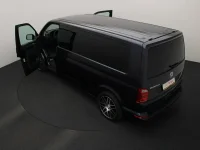 Volkswagen Caravelle 2 150kW thumbnail