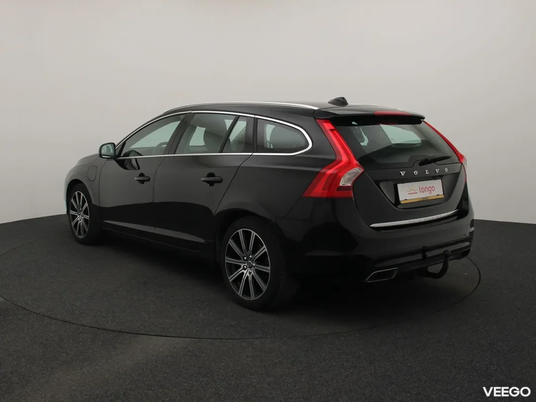 Volvo V60 2.4 212kW