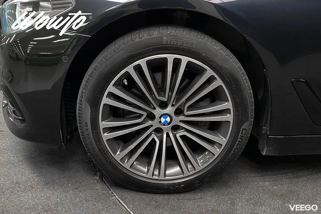 BMW 520 d xDrive Touring 190HK Sport Line /Drag /HiFi 140kW