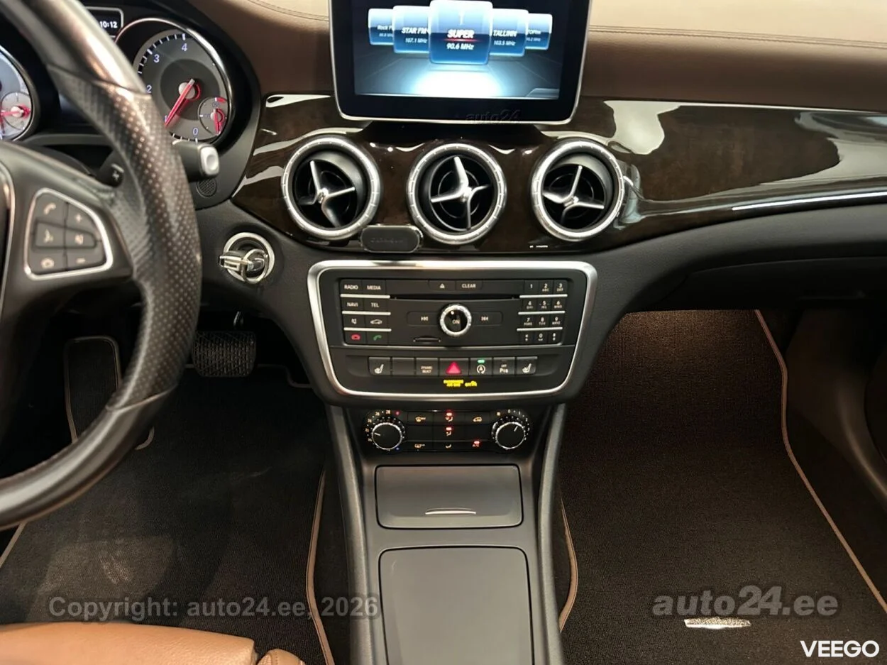 Mercedes-Benz CLA200 - 2.1 100kW
