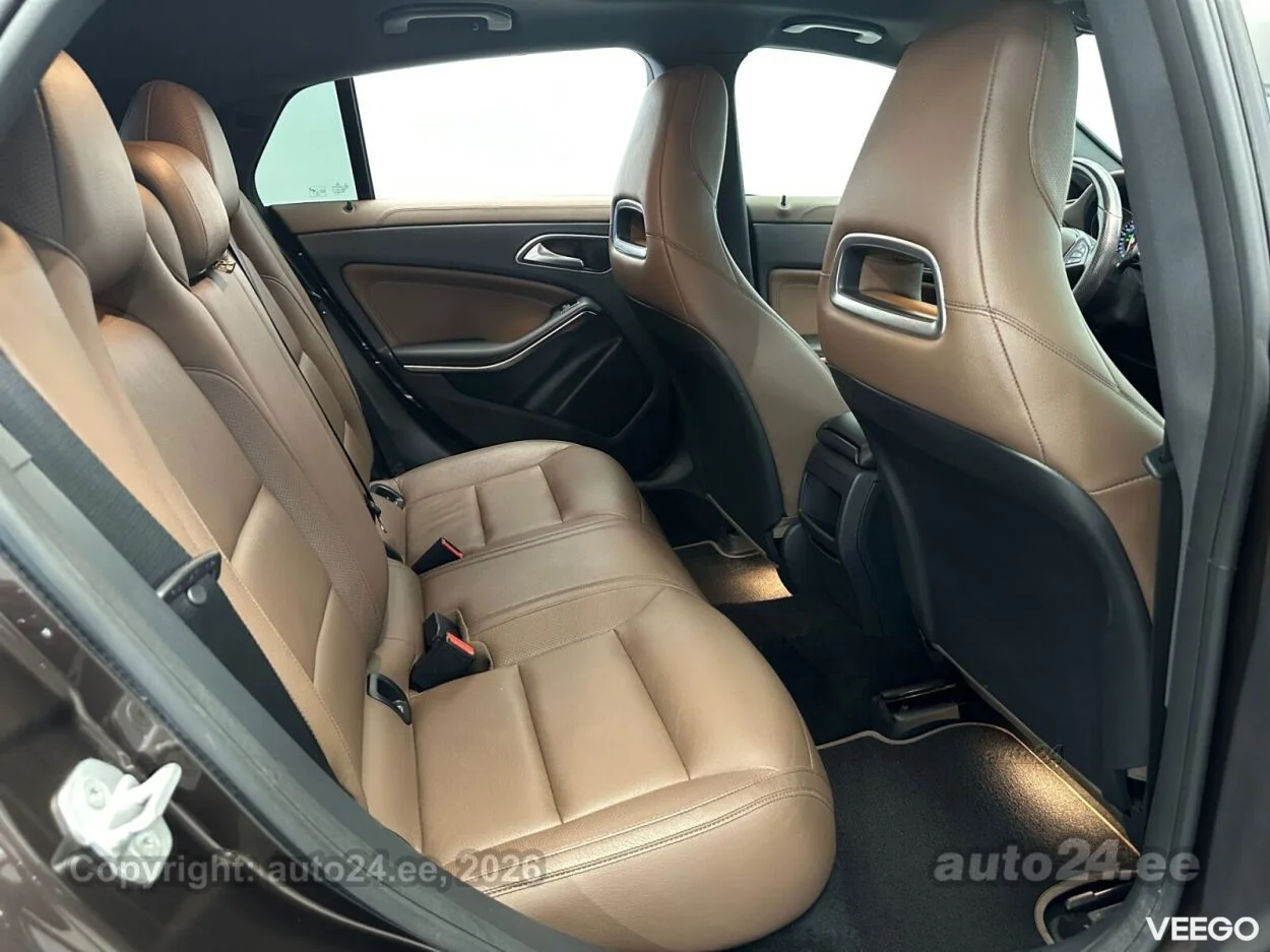 Mercedes-Benz CLA200 - 2.1 100kW
