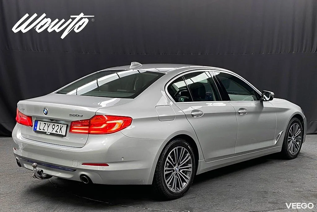 BMW 520 d xDrive Sedan 190HK Sport Line /Navi /Drag /Värmare 140kW