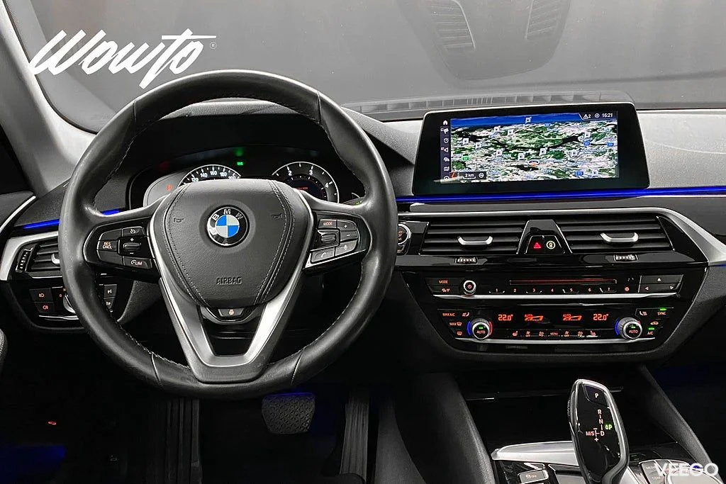 BMW 520 d xDrive Sedan 190HK Sport Line /Navi /Drag /Värmare 140kW