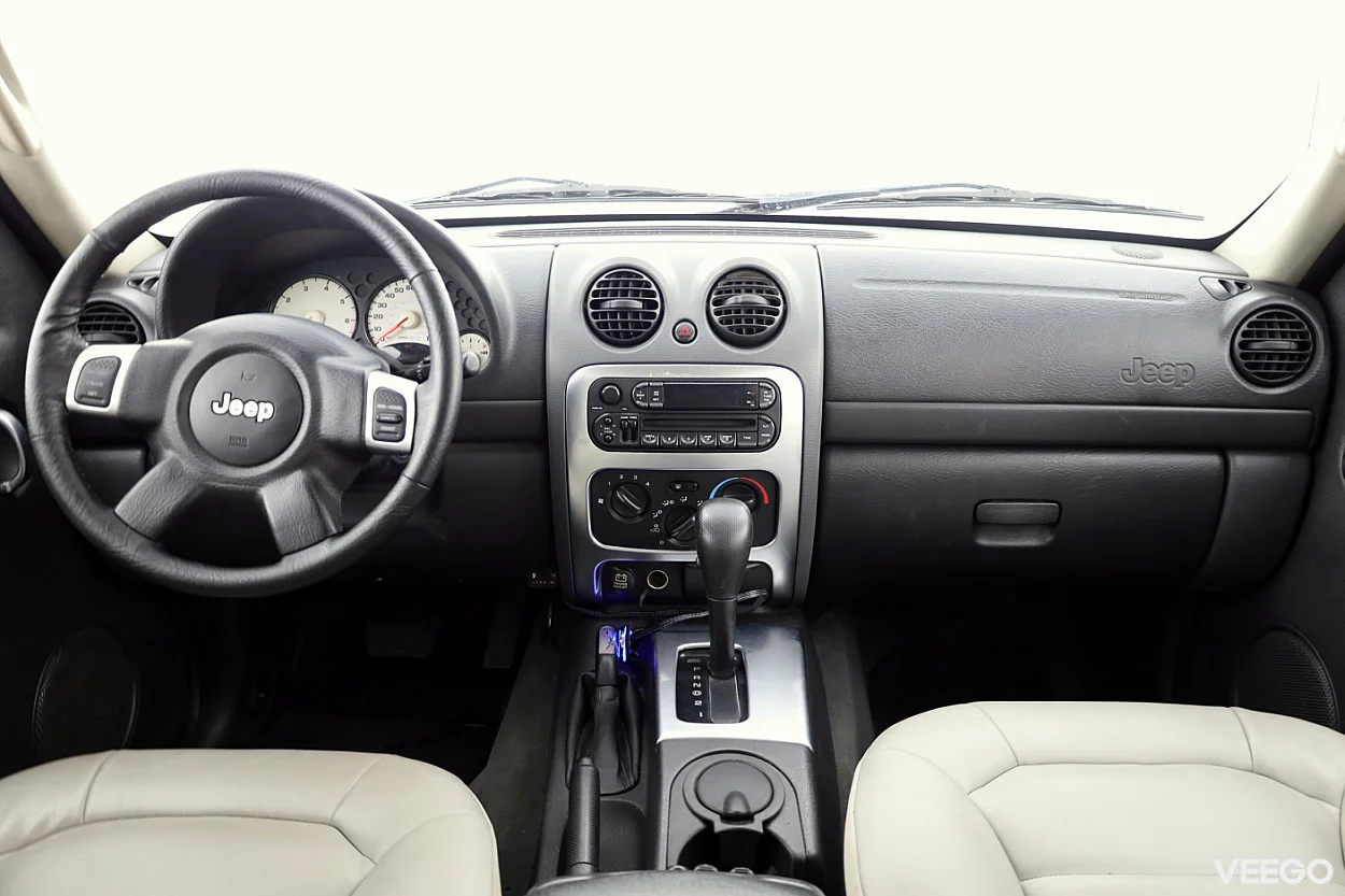 Jeep Cherokee 3.7 155kW