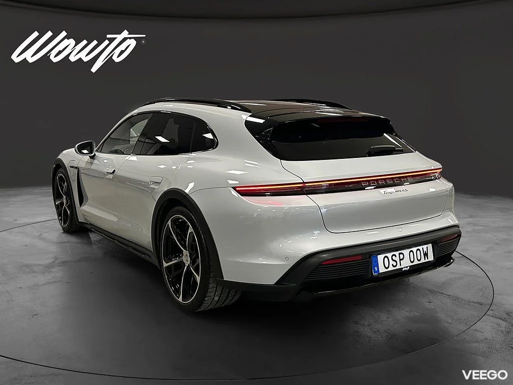 Porsche Taycan 4S Cross Turismo/ BOSE / MOMS / SE SPEC 380kW