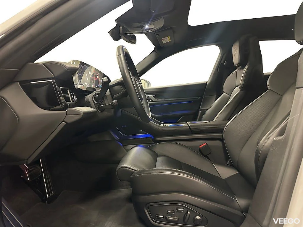 Porsche Taycan 4S Cross Turismo/ BOSE / MOMS / SE SPEC 380kW