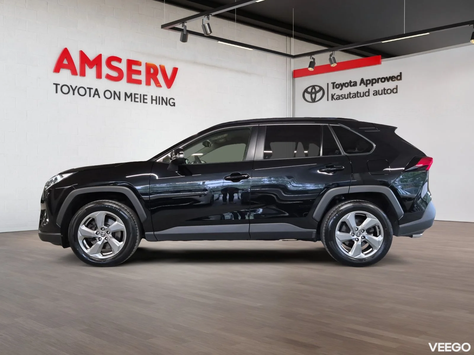 Toyota RAV4 Luxury Plus 2 129kW