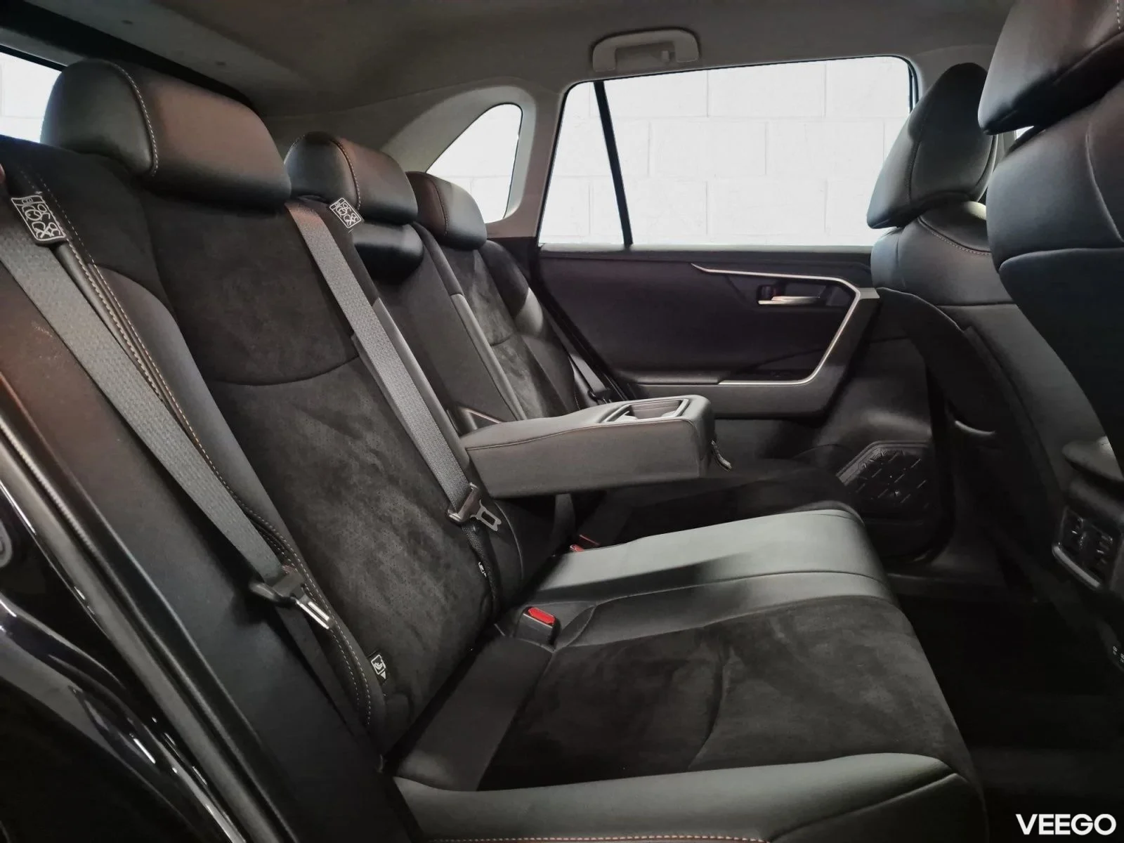 Toyota RAV4 Luxury Plus 2 129kW