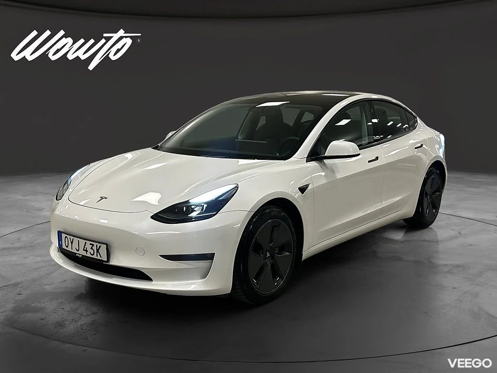Tesla Model 3 Long Range AWD 498hk Panorama 366kW