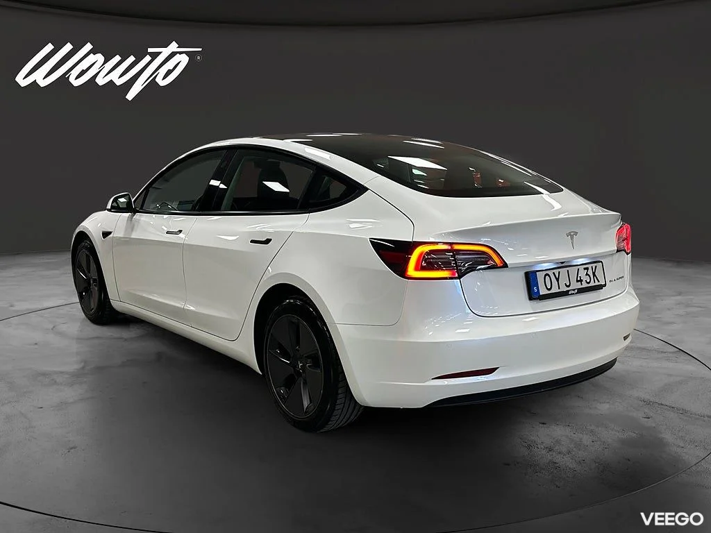 Tesla Model 3 Long Range AWD 498hk Panorama 366kW