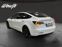Tesla Model 3 Long Range AWD 498hk Panorama 366kW thumbnail