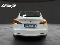Tesla Model 3 Long Range AWD 498hk Panorama 366kW thumbnail