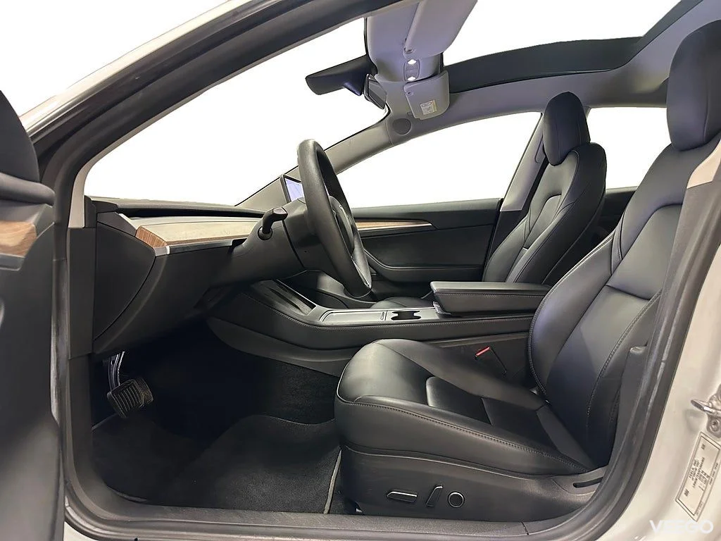 Tesla Model 3 Long Range AWD 498hk Panorama 366kW