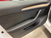 Tesla Model 3 Long Range AWD 498hk Panorama 366kW thumbnail