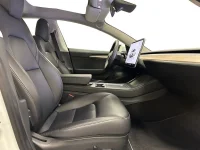 Tesla Model 3 Long Range AWD 498hk Panorama 366kW thumbnail
