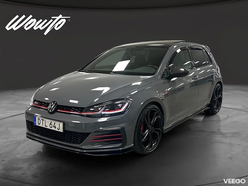 Volkswagen Golf GTI TCR 290hk DSG / DCC / Panorama / ACC 0kW