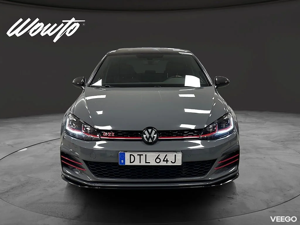 Volkswagen Golf GTI TCR 290hk DSG / DCC / Panorama / ACC 0kW