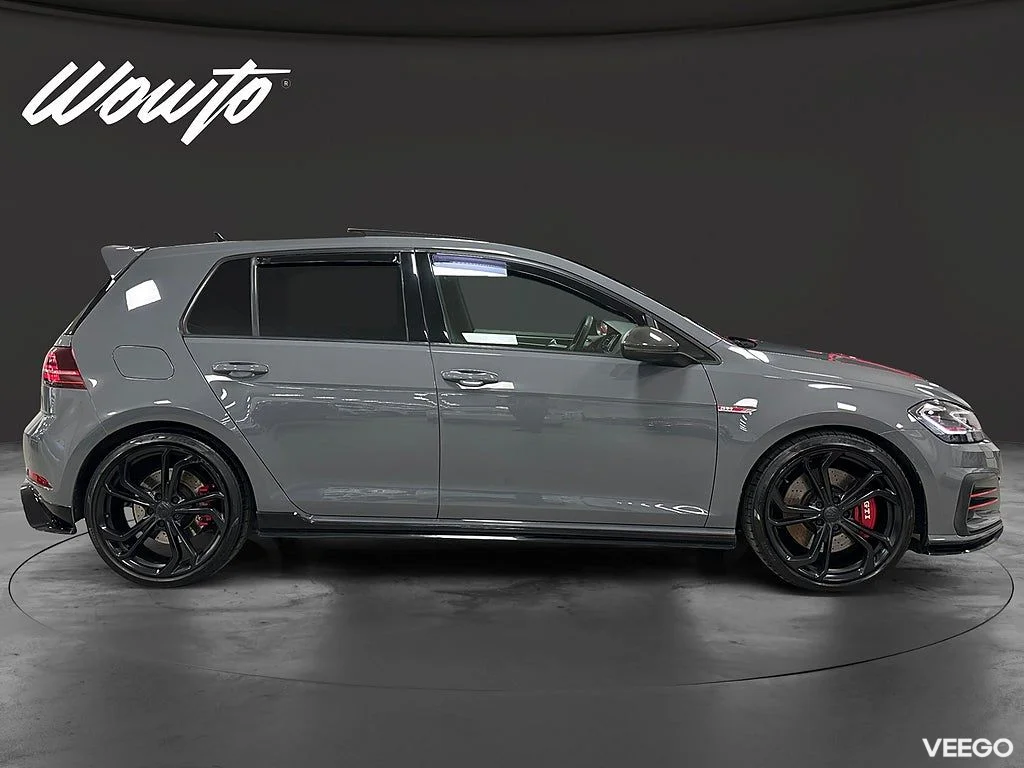Volkswagen Golf GTI TCR 290hk DSG / DCC / Panorama / ACC 0kW