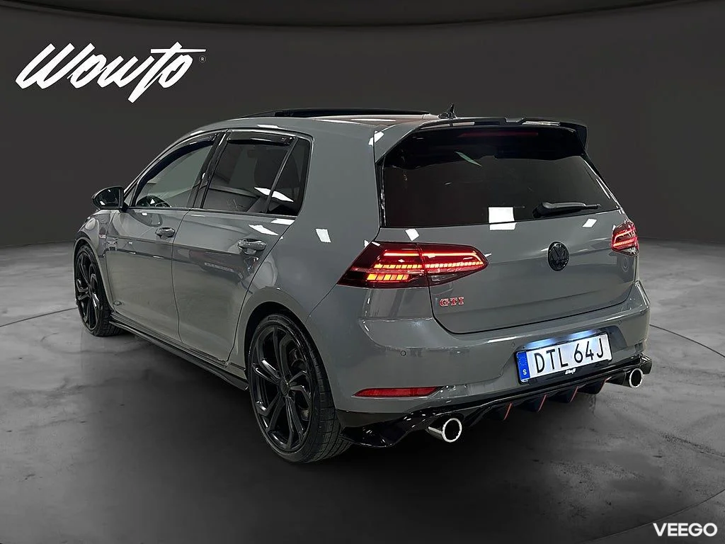 Volkswagen Golf GTI TCR 290hk DSG / DCC / Panorama / ACC 0kW