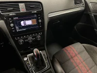 Volkswagen Golf GTI TCR 290hk DSG / DCC / Panorama / ACC 0kW thumbnail