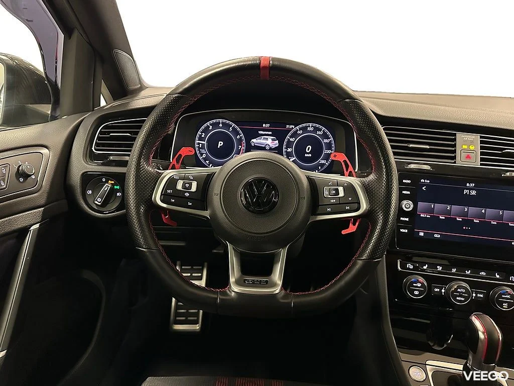 Volkswagen Golf GTI TCR 290hk DSG / DCC / Panorama / ACC 0kW