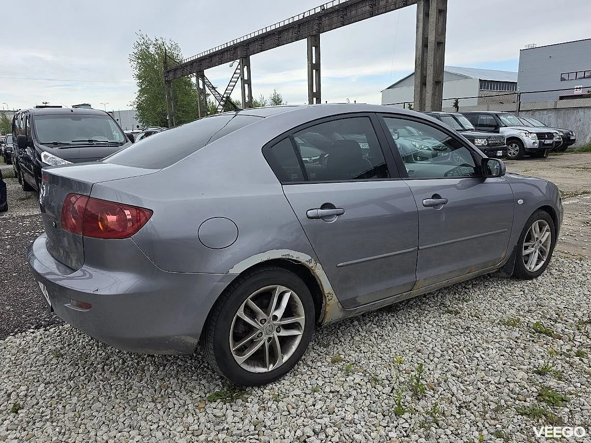 Mazda 3 1.6 77kW