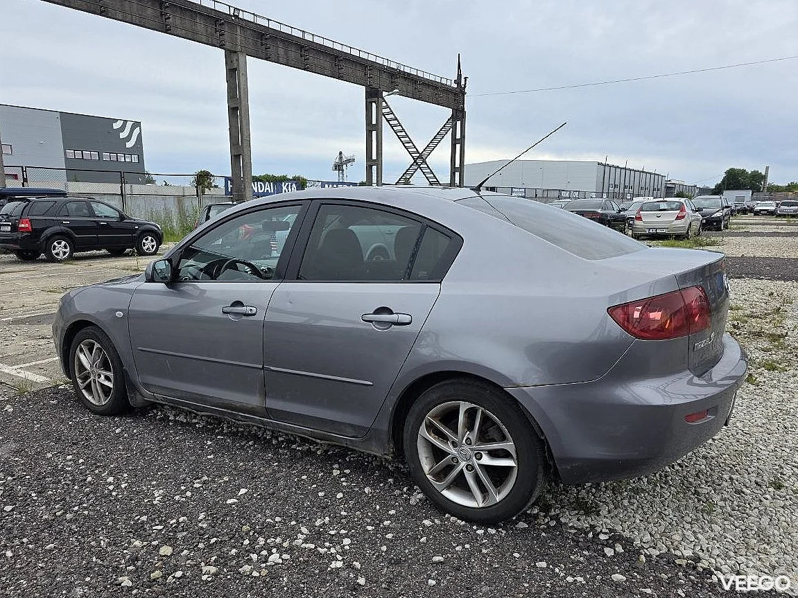 Mazda 3 1.6 77kW