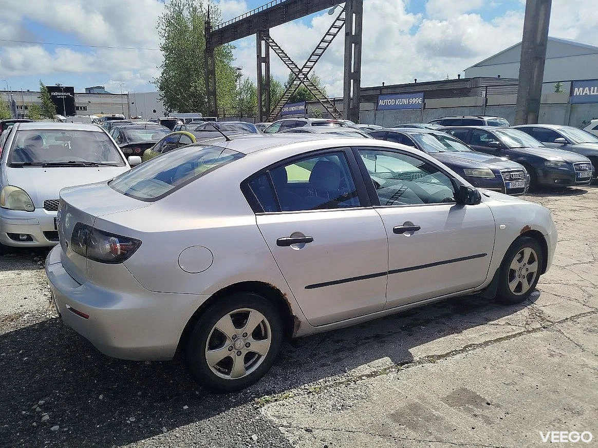 Mazda 3 1.6 77kW