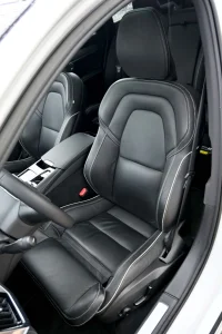 Volvo V90 AWD H&K ULTIMATE DARK XENIUM PRO INTELLI GOOGLE 2 293kW thumbnail