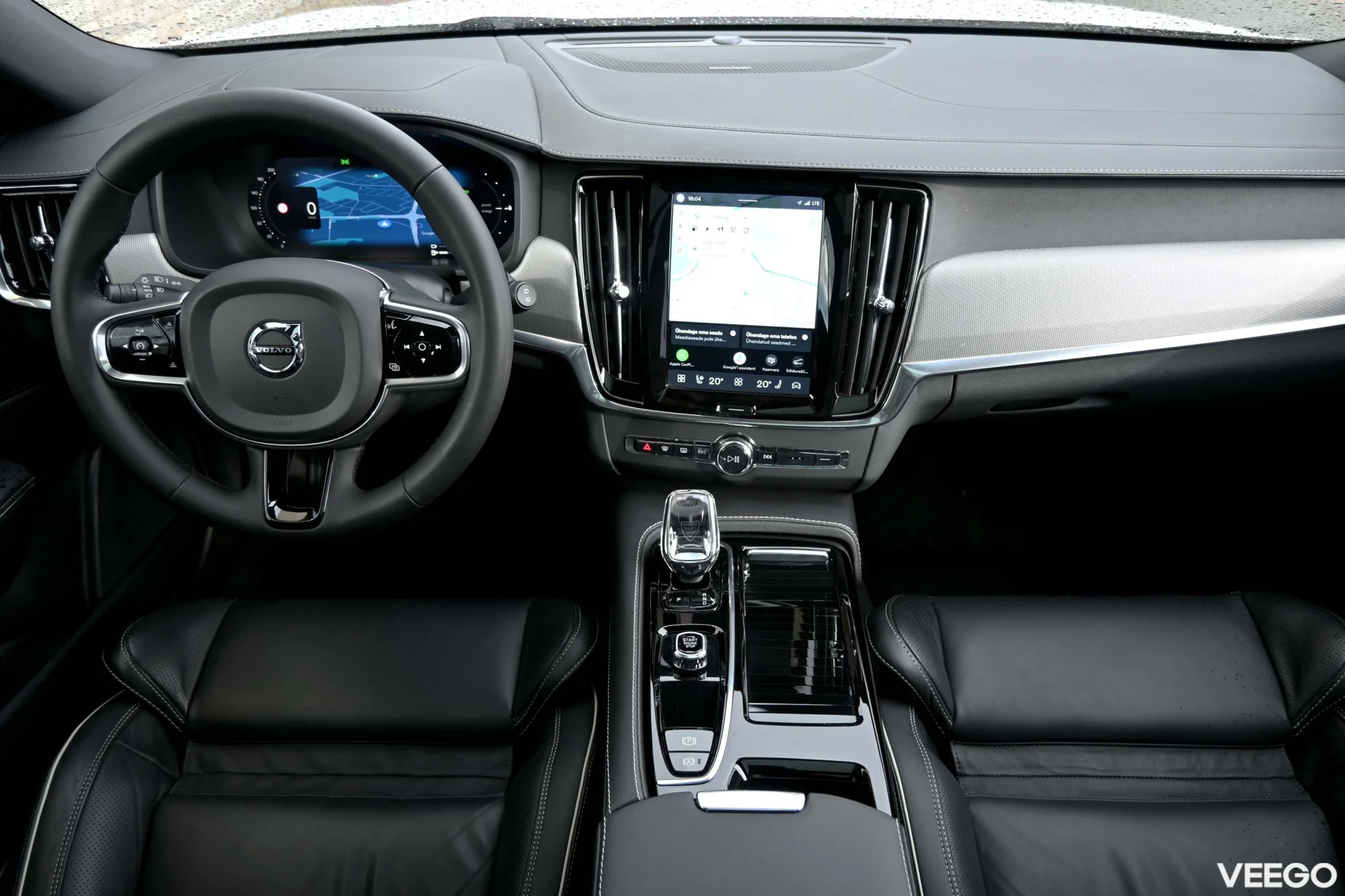 Volvo V90 AWD H&K ULTIMATE DARK XENIUM PRO INTELLI GOOGLE 2 293kW