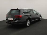 Volkswagen Passat 2 110kW thumbnail